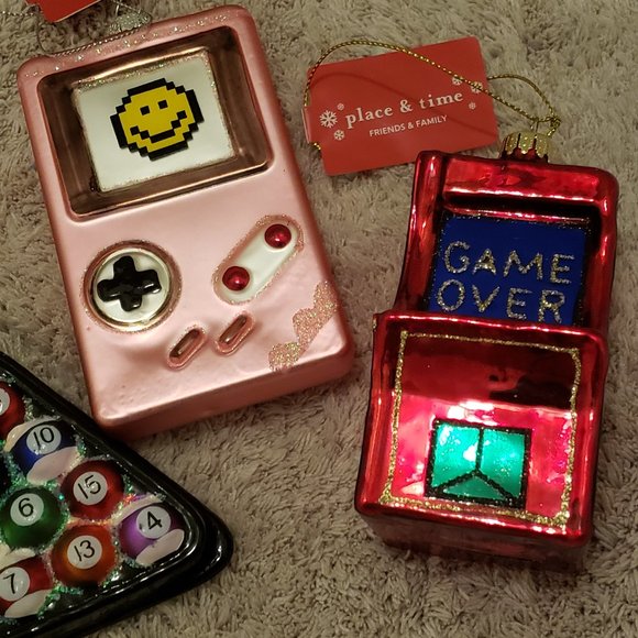 3 Christmas Ornaments Game Theme NWT! - Picture 7 of 8